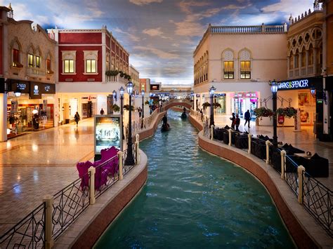 doha qatar villaggio mall.